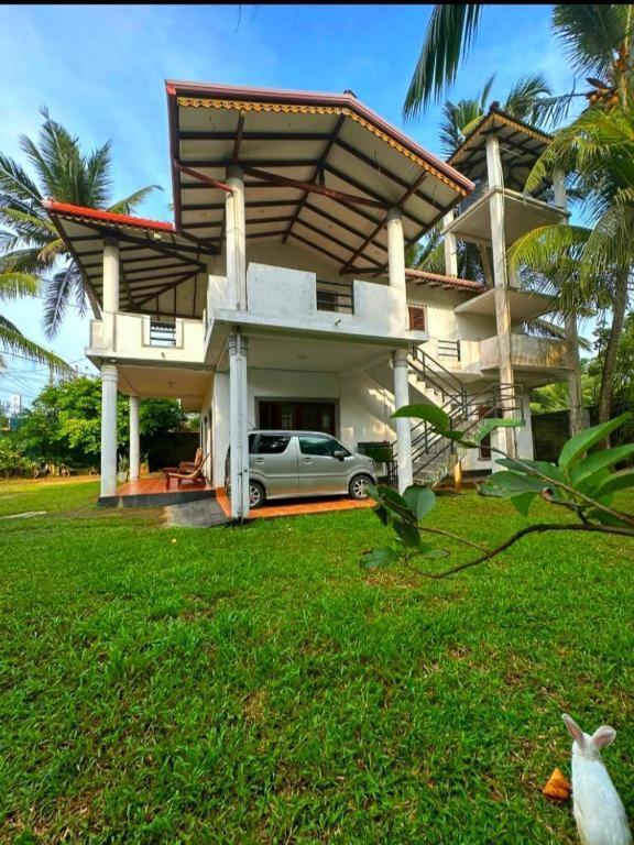 Royal Beach Villa Unawatuna Eksteriør billede
