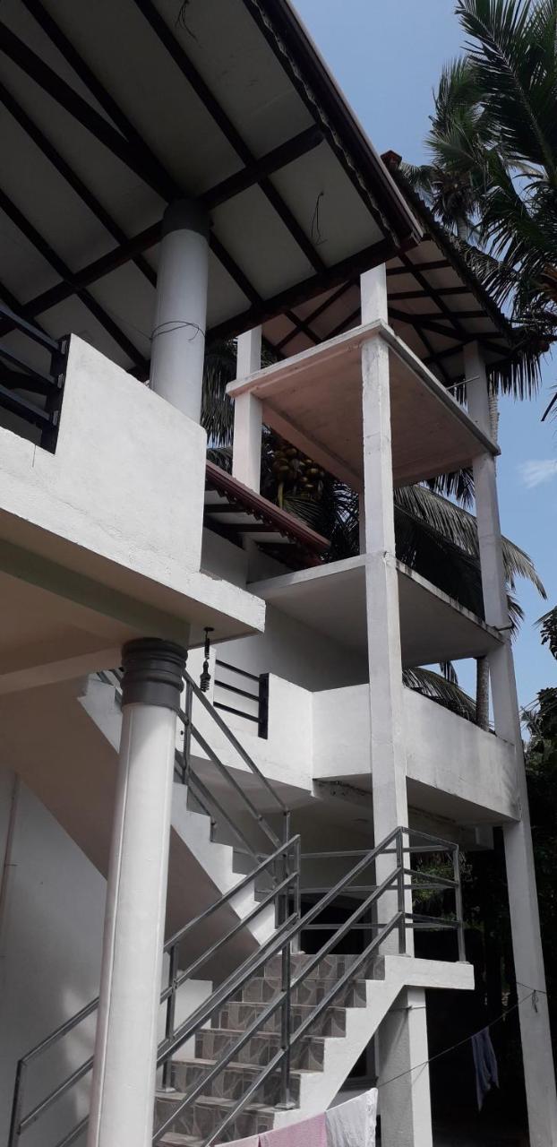 Royal Beach Villa Unawatuna Eksteriør billede