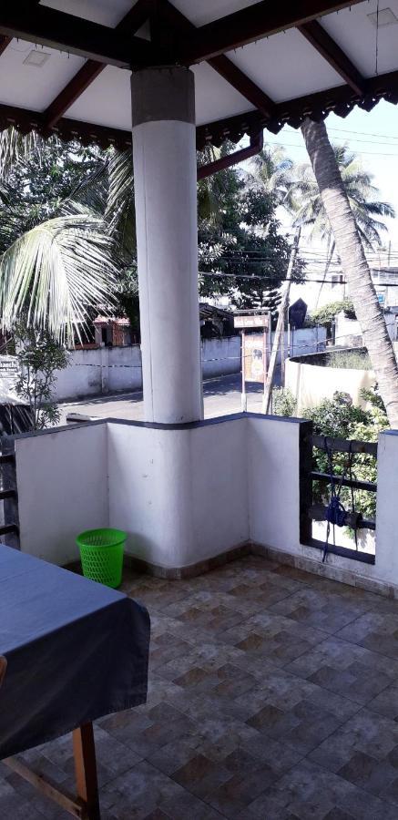 Royal Beach Villa Unawatuna Eksteriør billede
