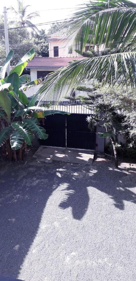Royal Beach Villa Unawatuna Eksteriør billede